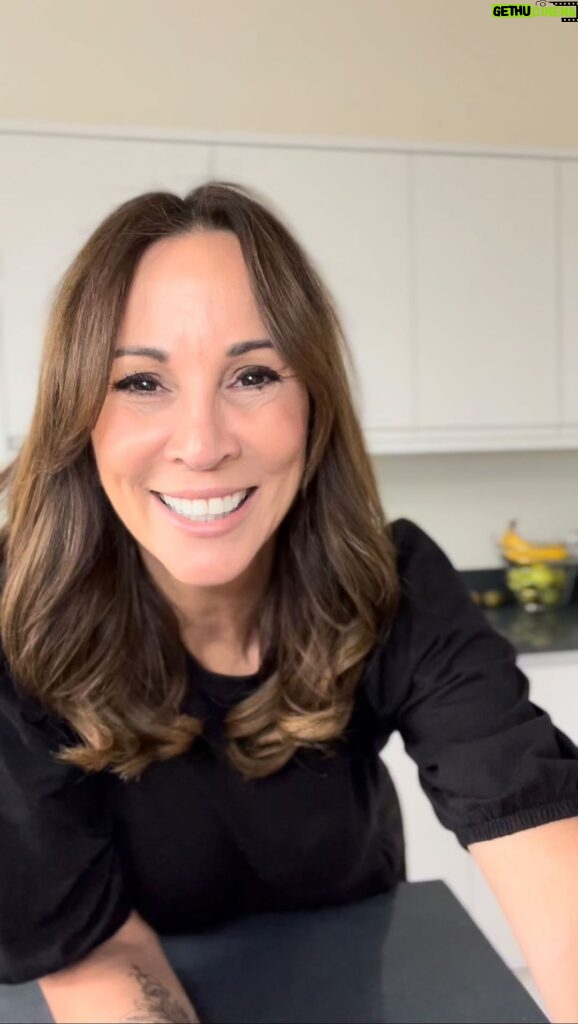 Andrea McLean Instagram - #ad What makes me feel good? It’s something I get asked about all the time, and the honest answer is, it’s not just one thing… I wish it was! Feeling good is about every micro step we take and decision we make; from the amount of sleep we get, to how often we move our bodies, and what we put in it. 🙋🏻‍♀️ But what if there was something that would help you take massive strides rather than micro steps towards feeling great? That would help you feel like your old self again? 🙌 There is! Arella Pause is a menopause supplement that is packed full of ingredients to help you feel good. It has: 🥰 Wild Yam extract to help regulate your hormones 💃🏻 Siberian Ginseng extract to help boost your energy levels 😴 Passion Flower extract to help with insomnia and anxiety 💪 Vitamin D3 to help with bone density 🤓 Vitamin E to help with brain function Taken daily as part of your daily routine, this little sachet can easily become one of your little micro steps towards feeling great. I take mine with my breakfast, which is my favourite meal of the day - poached eggs on toast. 🙌 And the great news is, @arellauk have given me a code so that YOU get 20% off! Just use ANDREA20 at checkout. How will you take yours? #ad #menopause #arellapause #feelgreatagain