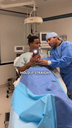 Andrew Bachelor Instagram - Multitasking 😳🤣 @deepakdugarmd