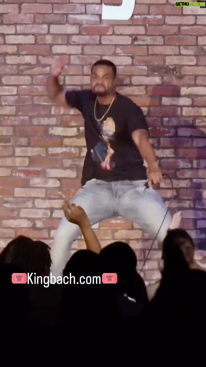 Andrew Bachelor Instagram - Energy at my shows are crazy!❤️🔥 Sept 15th Chicago Sept 16th Milwaukee Sept 30th San Diego Oct 14th Nashville Nov 2nd Fargo Nov 3rd Minneapolis Get a ticket to your city! Link in bio #comedy #standup #funny #standupcomedy #kingbach