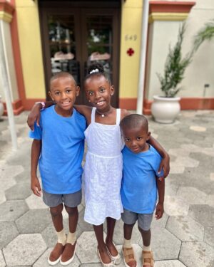 Andrew Gillum Instagram - Hangin with my lil squad. ❤️🙏🏾
