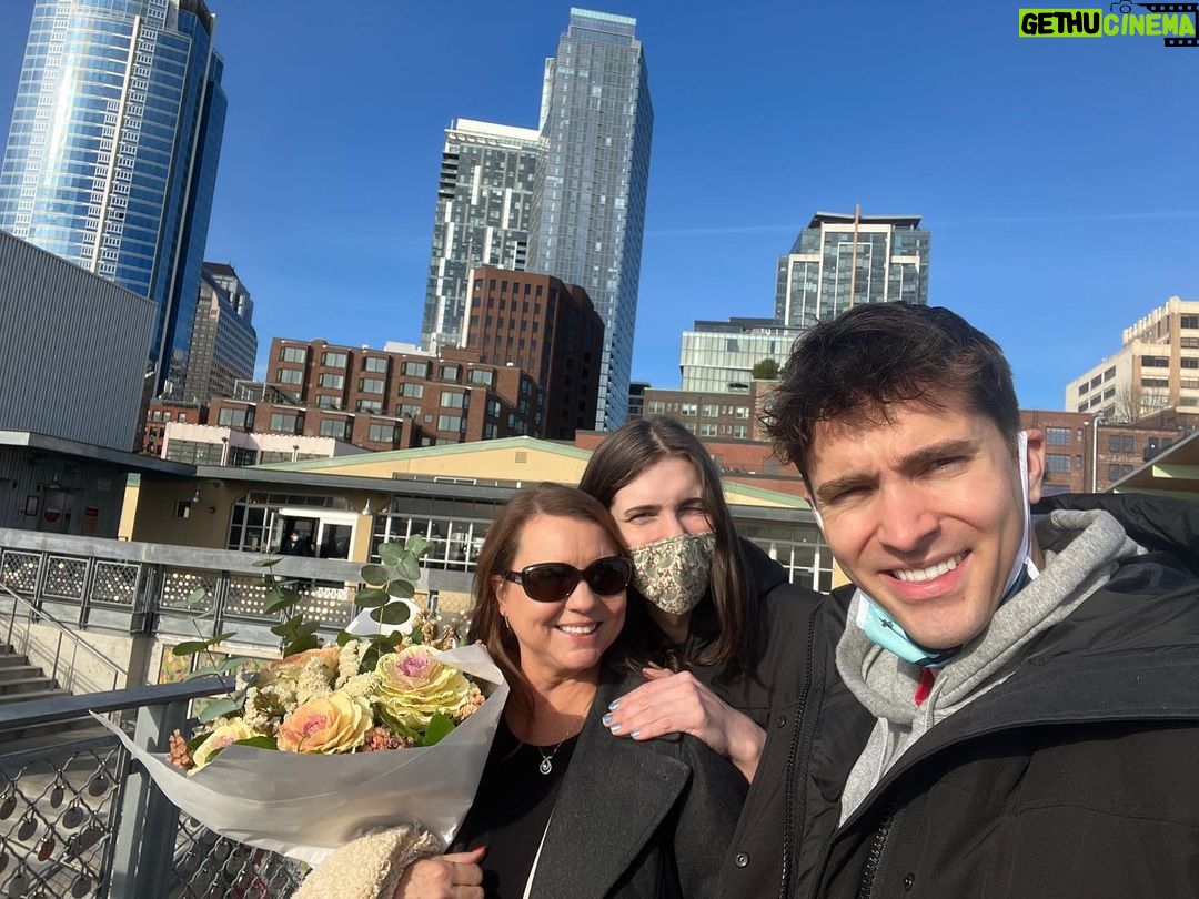 Andrew Neighbors Instagram - My mom and sister stayed with me to help me recover from my septum surgery this week. (And I got to show my mom Seattle for the first time). Has been a great week. Still bandaged up but am feeling good:) Seattle, Washington