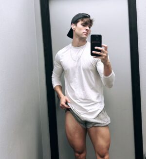 Andrew Neighbors Instagram - So something that’s helped a lot for me recently is to remember to slow down. 
With workouts and in general. 
Go slow and feel each rep /exercise out with control. 
And in general - stop trying so hard to multitask. Try not to rush from task to task throughout the day. One thing at a time. And don’t be mad at yourself if you can’t or if you forget to slow down. No pressure - you’re doing your best. 
My legs are already sore.