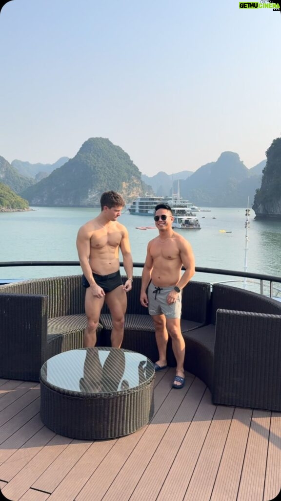 Andrew Neighbors Instagram - Ha long bay Halong Bay Vietnam