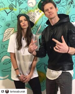 Andrey Polyanin Instagram - Biraz delirdik ama eğlendik 😀 Youtube da takip edelim 👉🏼@larissaburak. Yakında... 🎉