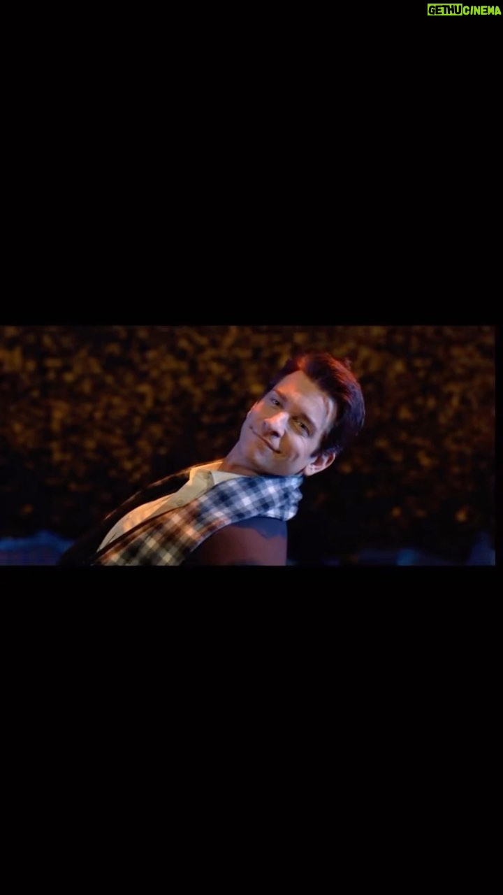 Andy Karl Instagram - It’ll be summer in London but winter in Punxsutawney. See you there again! . . @dontgo_jasonwaterfalls @raymondjlee @katy.geraghty @theandrewcall @timminchin @groundhogdaybwy 🎥 @broadwaycom