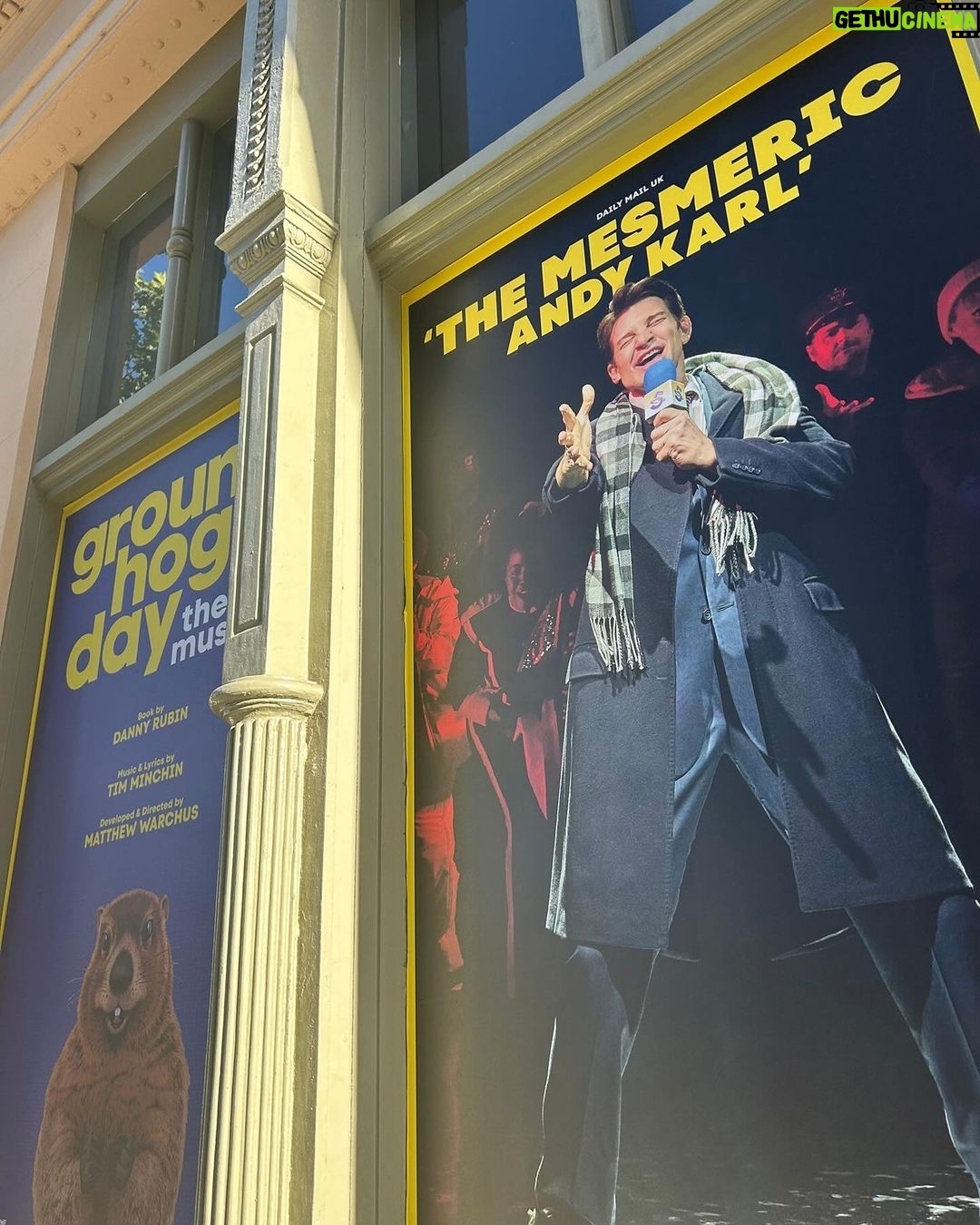 Andy Karl Instagram - Lookin’ PHENOMENAL IN MELBOURNE @andy_karl 😜🥰🥰🥰⭐️⭐️⭐️ Can’t wait to have my time again, seeing you for the first time, one day SOON😜🎤 #seewhatididthere @timminchin 🤪😜 . . . #groundhogday #melbourne #2024 #andykarl #ghd