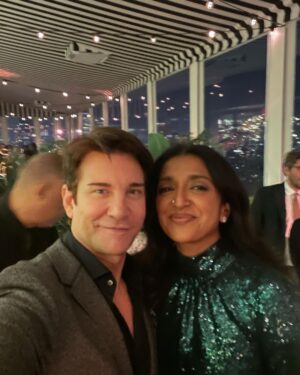 Andy Karl Instagram - “When I grow up” I want to be like everyone in the #Matildamovie! Got to meet a few people including the very classy and funny @sindhuvee who is brilliant in the film, the magnificent @andreariseborough #emmathompson and GHD friends Mathew Warchus and Rob Howell.  Plan some time during Christmas to watch Matilda on @netflix no matter what age you are it will speak to you. ❤️ 🎂 📕🧠🎶 🎥 
.
.
.
#nyc #matildamovie #premiere #paristheatre #matthewwarchus #emmathompson
