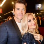 Andy Karl Instagram - Just a few more pics from the @onlymakebelievenyc gala courtesy of the one & only Bruce Glikas 📸 @bruglikas @broadwaybruce_ @officialbroadwayworld 🎉‼️ Thanks again for having us‼️🎤 ❌❌ @lisagoldbergpr . . Legally Bound babes & MD extraordinaire : @getfitwithnik @themarissarosen @timothyonline @stevenjamail . . #DesMcAnuff @alicialquarles @beltingbons ⭐️⭐️⭐️ . . #onlymakebelieve #nyc #gala #bts #glikaslegendary #legallybound #legallyblonde #redcarpet #inperson #togetherforever #closingact