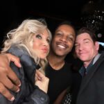 Andy Karl Instagram - DO NOT MISS @leslieodomjr and his absolutely remarkable co-stars in the ASTOUNDING @purliebway directed by the phenomenal @iamkennyleon‼️‼️ We can’t list enough accolades for this show and cast‼️ JUST GO SEE IT, you’ll thank us later😜💥🤩 Thank you for having us Leslie, your talent and kindness continue to AMAZE (your dressing room selfie lighting is unmatched as well) 😂😘🙌🏻 Lots of 💖 to the magnificent cast including @karaakter #billyeugenejones @plunderjmj @bkjamchild @vanessabellcalloway and @noahrobbinsman ⭐️‼️⭐️‼️ . . . #purlievictorious #nyc #broadway #leslieodomjr #ossiedavis #gogogo #theateratitsfinest #datenight