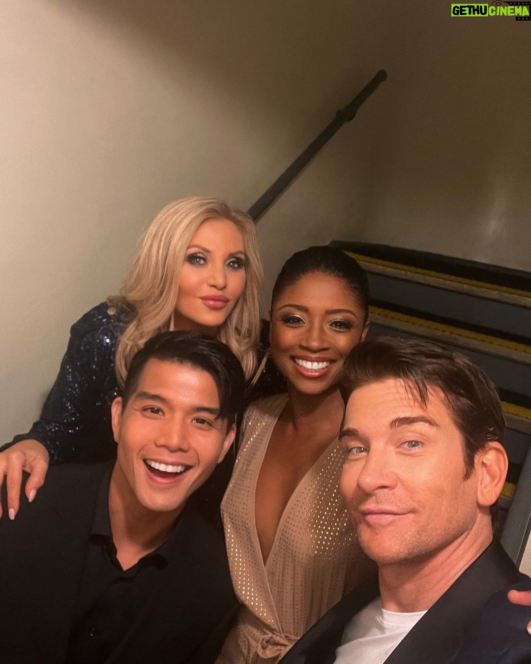 Andy Karl Instagram - We had the best time being back @onlymakebelievenyc gala LIVE hosted by none other than John Oliver @lastweektonight w/ our 🔥 band & so many other fab friends‼️💖⭐️ Thanks @lisagoldbergpr‼️ Make sure you check out all the slides😜 . . @getfitwithnik @themarissarosen @timothyonline @stevenjamail @jeremyyaddaw @rootsandgroovesmusic @judykangstagram . . @kidsaccesspress @keithpricecurtaincall . @tellyleung @montegoglover . @broadwaybruce_ @bruglikas LEEGENDARY SHOWZ😜 Thanks for 🎥 @prettyconnected 💖💖 @alicialquarles 💚 . . . #onlymakebelieve #gala #stjamestheatre #nyc #legallybound #togetherforever #singer #music