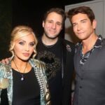 Andy Karl Instagram - Here’s an #fbf to a week ago almost to the hour, of our sold out concert @sonyhall with some truly fantastic pics by none other than @bruglikas @broadwaybruce_ 📸 ‼️💥 It’s all of our fave concert to date in no small part due to all of you who showed up & shared your “phenomenal” energy w/us‼️⭐️ As we’ve said & will say again and again, there’s no group of magical music makers we’d rather make music with🎻 🎷 🎹 🥁 🎤 🎸 . . . . @stevenjamail @getfitwithnik @themarissarosen @timothyonline @jeremyyaddaw @rootsandgroovesmusic @subqmusic @micahburgess1 (there in spirit) @judykangstagram @judykang @domenicrigazzi WE LOVE YOU ALL❌❌❌❌ . . . Glam: @dstylemakeupofficial @ritahazan @jaegatzby @jodymorlock @studmuffinnyc @patriciafield ⭐️‼️⭐️‼️ . . . #sonyhall #legallyblonde #legallybound #nyc #soldout #soldoutshow #nyc #ny