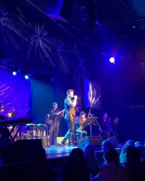 Andy Karl Instagram - On this post @sonyhall concert #musicmonday, here are just a couple more clips/pics for you from our brand new LegallyBound concert from this past Friday🎤‼️ The wonderful @michaelhullphoto & team filmed the entire concert so please head over & subscribe to our @youtube channel “Orfeh and Andy Karl” to see LOTS more when we post‼️ 

And as we mentioned in our last post, there’s going to be A LOT of content from this concert so don’t say you weren’t given a heads-up😜‼️ 
Thank you to the incredible @sonyhall for having us, to all of you that came and literally made it a standing room situation🤩💥 AND THANK YOU TO THE BEST BAND/SINGERS & MAGICAL MUSIC MAKERS ON 🌍 
@stevenjamail @getfitwithnik @timothyonline @themarissarosen @judykang @domenicrigazzi @jeremyyaddaw @subqmusic @rootsandgroovesmusic 🎤 🎹 🎷 🎻 🥁 🎸  pics/vids courtesy of @halphabet & @jackierandi ❌❌
.
.
.
Glorious glam squad: @dstylemakeupofficial @jaegatzby @ritahazan @patriciafield @jodymorlock @studmuffinnyc 🎉‼️
.
.
.
#sonyhall #afterglow #musicmonday #concert #legallybound #ny #nyc #soldout #legallyblonde #newset #music #bryanadams #jimvallance