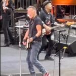 Andy Karl Instagram - Just a few moments from the unbelievable @springsteen @stevievanzandt & @bsesb_tour this past Saturday night @thegarden AND THEY PLAYED FOR OVER THREE HOURS WITHOUT SO MUCH AS A WATER 💦 BREAK‼️‼️ IT WAS INCREDIBLE ‼️‼️‼️ Thank you @mvzagogo ❌💖 . . . #brucespringsteen #nyc #madisonsquaregarden #concert #stevievanzandt #legend #dancinginthedark #glorydays #theestreetband