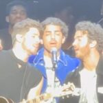 Andy Karl Instagram - ⭐️🎤 SATURDAY NIGHT ON BROADWAY🎤⭐️ @jonasbrothers debuted their new album “The Album” and it is PHENOMENAL 💿 Thanks for the tickets @nickjonas ‼️👏🏻🙌🏻‼️ Oh, what a night😜 SHOUT OUT TO @michaelurielikesit @cjpawlikowski @ryanspahn & everyone in ROW U 😜🙌🏻 . @nickjonas @joejonas @kevinjonas . . . #thejonasbrothers #nyc #jonasbrothersonbroadway #concert #music #nickjonas #joejonas #kevinjonas #broadway #saturdaynight #ohwhatanight #newmusic