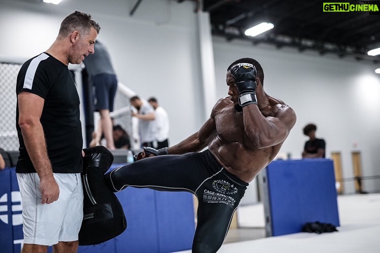 Ange Loosa Instagram - Ready to get locked in ๐โ๏ธ๐คผโโ๏ธ . Thx OG @henrihooft weโre coming ! . . . . . ๐ธ : @ryanloco #ManDown #243 #SomethingSpecial Miami, Florida