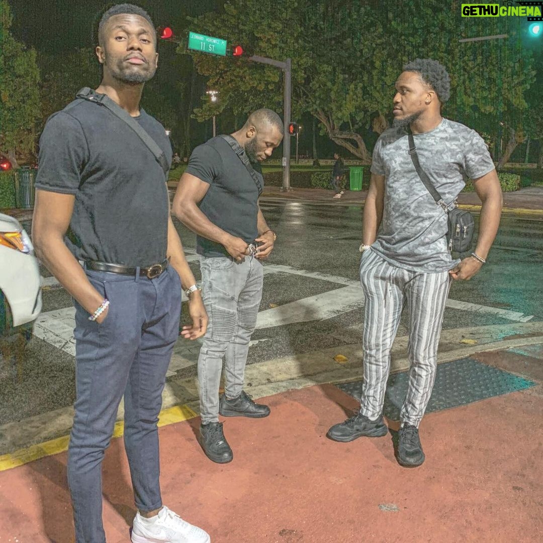 Ange Loosa Instagram - 305 is different 🌊🏄🏿♂️🦈 Ocean Drive, South Beach