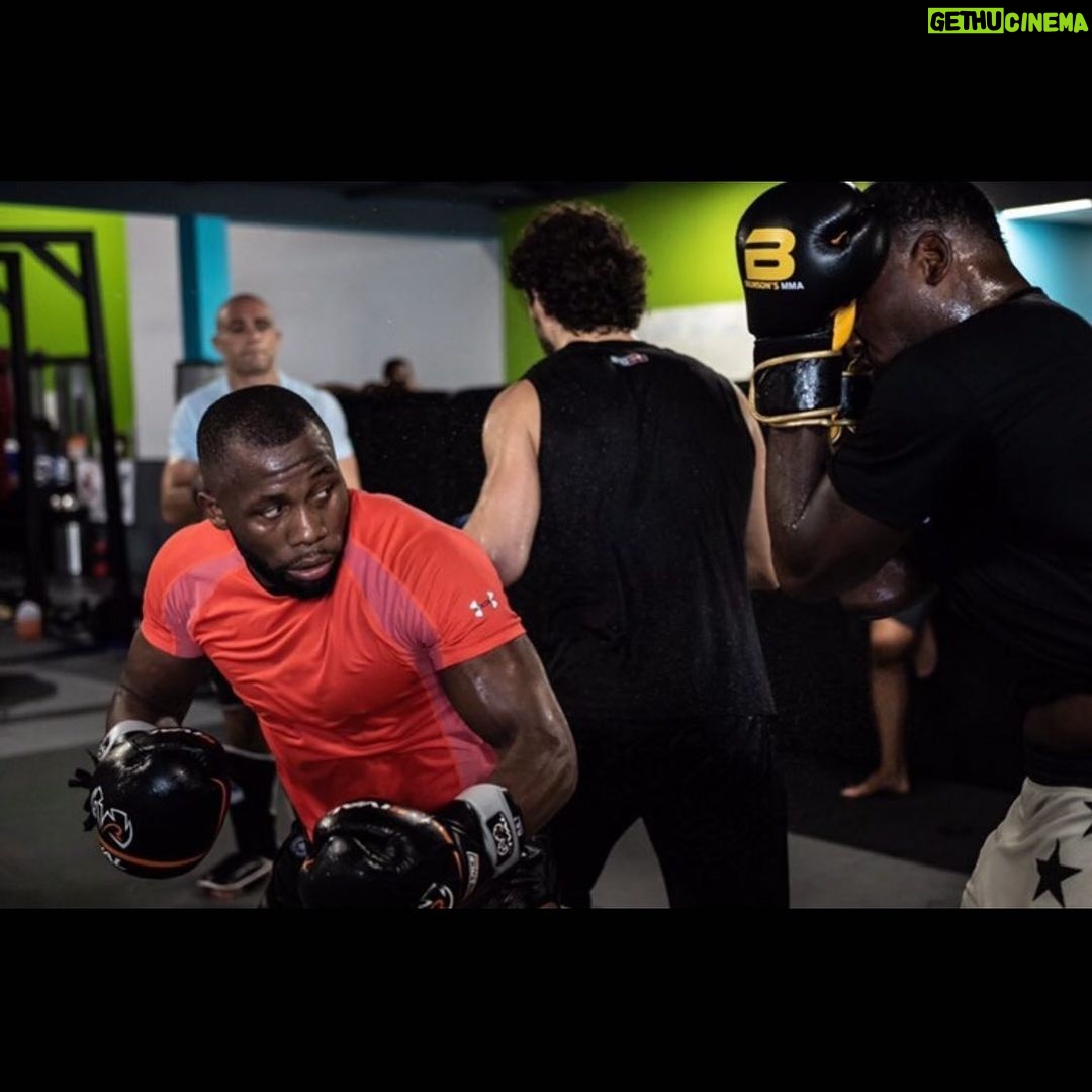 Ange Loosa Instagram - @derekbrunson Tell βem ππΎββοΈweβre coming.. ready for whateva β³π . . . .#SomethingSpecial #LoosaGang #243 @sondermarketing Hard Knocks 365