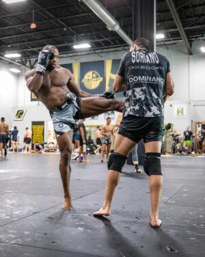 Ange Loosa Instagram - April 29th 🥷🏿⚔️ @ufc 

📸 : @photo.kim_smith 

@killcliff_fc