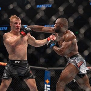 Ange Loosa Instagram - Job Done @ufc 278 🥷🏿⚔️ 
Thank you all ❤️
 
@henrihooft @gilbert_burns @coachgjones @coachstrout  @jaredflashgordon  @nickyloosa @kimmm_smith @killcliff @sanfordmma @victoryleaf @randelaleman @magllc @dietter_navarro_202020_ @marques_165  @nikaev @satotenten @drcpeacock