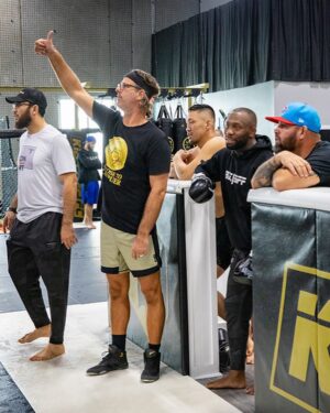 Ange Loosa Instagram - April 29th 🥷🏿⚔️ @ufc 

📸 : @photo.kim_smith 

@killcliff_fc