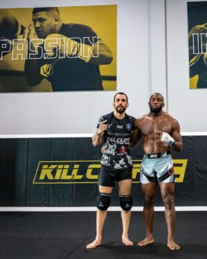Ange Loosa Instagram - April 29th 🥷🏿⚔️ @ufc 

📸 : @photo.kim_smith 

@killcliff_fc