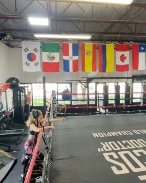 Ange Loosa Instagram - Sunday work 🥷🏿🥷🏿 @dietter_navarro_202020_ 

24/7, 365 won’t settle for less @ufc 

 @sanfordmma @victoryleaf