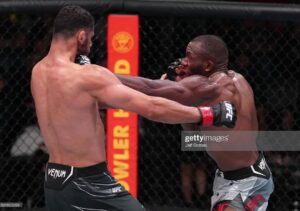 Ange Loosa Instagram - Wasn’t the debut I expected.. I’ll be back soon on a new level  @ufc 

Thank you all so much for the big  support ❤️
