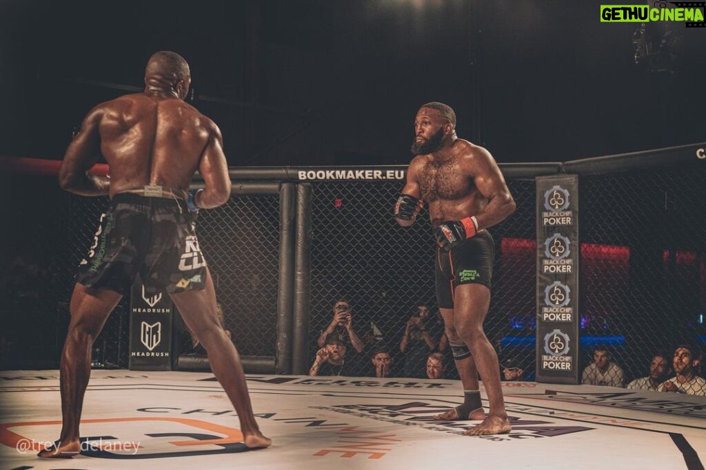 Ange Loosa Instagram - Biggest win of my career over a @ufc vet.. Coming for the rest of them 🥷🏿 @sanfordmma #ufc273 #mma #sanfordmma #ufc 📸: @trey__delaney New Orleans, Louisana