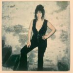 Angel Olsen Instagram - Lawrence let’s fire it up tonight! Tomorrow St. Louis! So excited to see everyone ❤️ Photos by @maximludwig