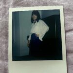 Angel Olsen Instagram - Impromptu photoshoot with my sweetheart @maximludwig 🌹