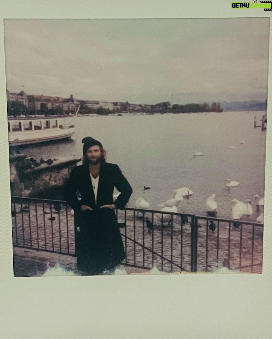 Angel Olsen Instagram - Last day of tour tomorrow at VICAR STREET! We’ve missed you Dublin!!! 🫶🫶🫶🫶🫶🫶🫶🫶🫶🫶