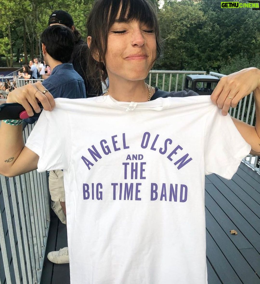 Angel Olsen Instagram - Emotional Baggage from the Wild Hearts Tour restocked along with shirts from tour, new designs, hats, posters and more. The tour is over but the merch lives on. Link in bio to the store.