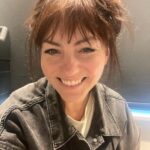 Angel Olsen Instagram - Haven’t made an organic post in a while. I’ve been busy with living and I like it. 🐓