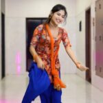 Angel Rai Instagram - Apne pure saal kya kiya ? #foryou #angelrai #trending #viral #fun #instagood #instadaily #instafun #newyear #newyearcelebrations🎉 #angellovers #wings #angel