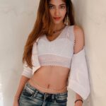 Angel Rai Instagram - The thing you can never change is my love ❤️❤️❤️ #foryou #angelrai #picoftheday #trendingreels #viral #fun #style #indian #indiangirl #trend #reelitfeelit