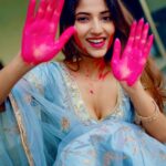 Angel Rai Instagram - Aao na Holi khele ❤️ #foryou #angelrai #holi #indianfestival #celebration #trending #viral #instaholi #holioninstagram #fun #colours #people #indianfestival #love #kindness #blessings #trend