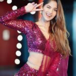 Angel Rai Instagram - इश्क़ में कहा कोई उसूल होता है , यार जैसा भी हो क़ुबूल होता है ॥ #foryou #foryoupage #trendingreels #viral #fun #picsart #latest #angelrai #wings #love #indian #dresses #new #newlook #desi #desigirl #desifashion #looks