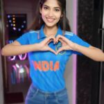 Angel Rai Instagram - Better luck next time guys …Jai hind ..Jai bharat …❤️🙏. #foryou #angelrai #trending #fun #cricket #icc #worldcup #cricket #viratkohli #proudindian #ilovemyindia #finalmatch #indiancricketteam #cwc23 #cricketreels