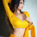 Angel Rai Instagram – फूल सा है खिला आज दिन 🌼🌦️

#foryou #angelrai #trending #viral #indiangirl #angellovers #angelrai07 #trend #girl #love #style #angel