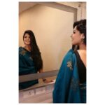 Angelin B Instagram - விழிகளின் ஓரம் ✨️🧿 📸 @mg_photography06 #angelin #trending #reelitfeelit #sareelove #fashionista #instagram #picoftheday #photography #blackandwhitephotography #mirrorselfie #mirrorphotography #black