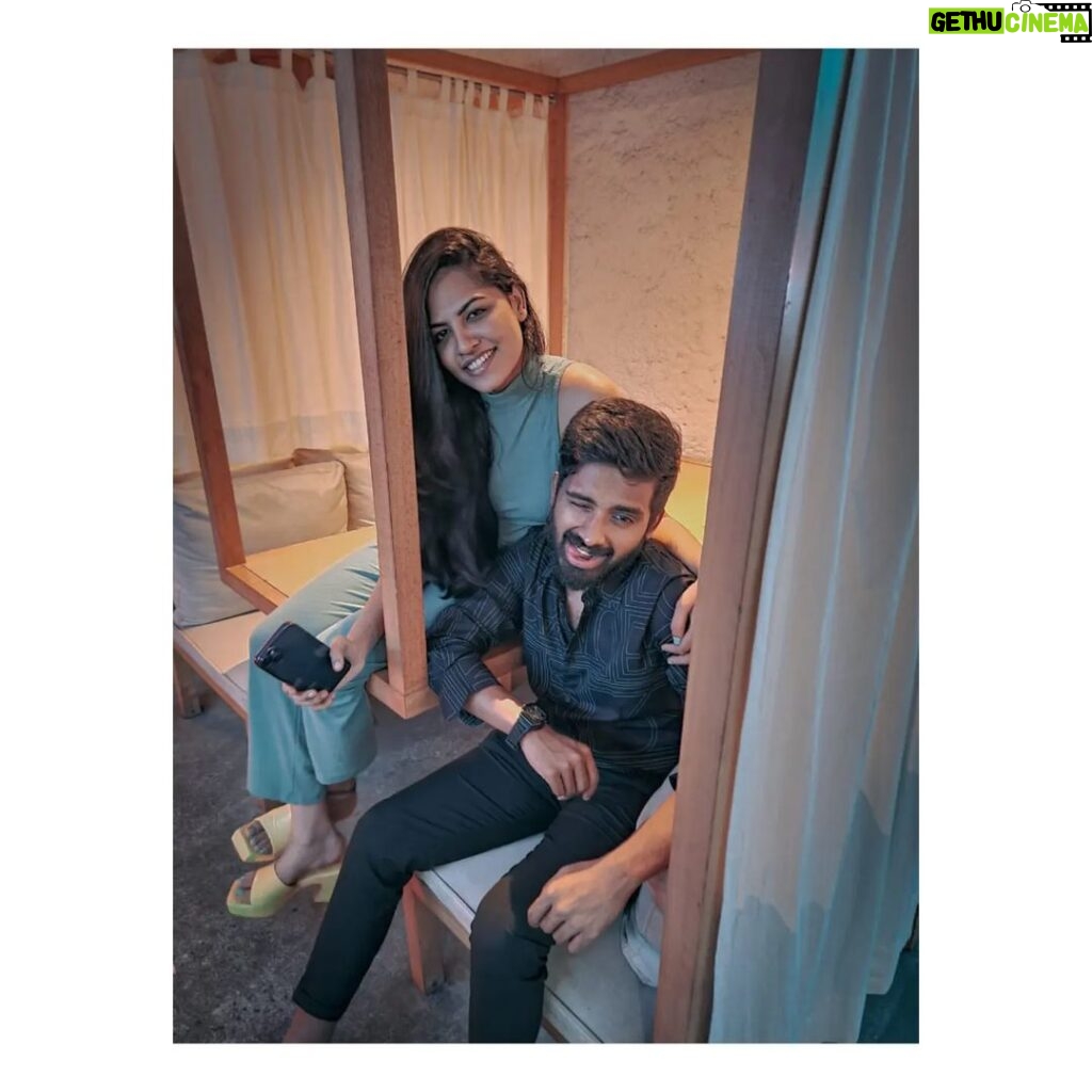 Angelin B Instagram - Cheers to the best brother in town! Happy birthdayyy nnnaa❤️ An amazing human being whom i can count on any day. You deserve only the best, so do u have me as your sister 😂🤭 #hbd #angelin #brothersisterlove #love #blacklove #vijay #thalapathy #leo #nncs #suntv