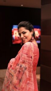 Angelin B Instagram - ❤️ 📸 @thepapstersouth 👗 @glamzdesigners #vjangelin #angelin #anchor #explorepage #chennai #explore #trendingreel #trendingsong Hilton Chennai