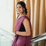 Angelin B Instagram - 🌛✨️ #vjangelin #angelin #trendingnow #trending #explorepage #image #saree