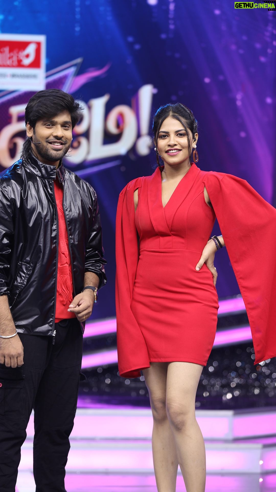 Angelin B Instagram - My First TV Reality Show. Yes, you read it right. RANJITHAMEY 🧿❤️❤️ And yes i made it till here. Extremely grateful for the opportunity. Feels surreal but yeah, unforgettable memory and for sure one of my favourites. Round the clock straight 22 hrs tired, exhausted, fun filled, nervous, excited and every other emotions. Was a whole new and lovely experience. Thanks to my co host achu @aswath_official for being a great support⭐️ and each and every participant for being amazing. Special thanks to my directors for making me feel super comfortable and helping me pull it off amidst all the fear, panicking and fidgeting. @eraniyanthendral - Senior! Happy that my first big show was under your guidance. Thank you @isaacsam_official jii, u were a great support as well. And my darling dearrrestt @varshonit Thank you for taking care of my looks - on point *. Though it was a last min rush and panic u gave the bestt❤️❤️❤️ Thank u @itsnavas_zone for capturing my special moments #suntv #angelin #nncs #sunnews #ranjithamey #trending #trendsetter #jawaan ##evening #instadaily #onam #reelsinstagram Sun Tv Network Ltd.