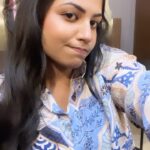 Angelin B Instagram - Deciding to show-up every other day despite being mentally ill is super challenging. Better days are coming for real 🫶🏻 #staypositive #good #positivevibes #change #shoot #workday #peace #happydaysarecoming #calm #angelin #suntv #sunnews #life