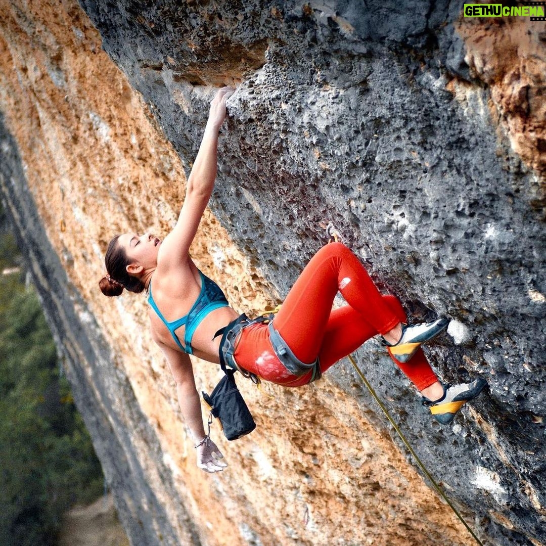 Angie Scarth-Johnson Instagram - My Therapy , my happy place ! π βοΈ climbing has always been there for me. It fills me up, teaches me some of the best lessons and shapes my growth. πΈ: @daniel___mrtnz @liqen.studio @redbullau @climbing_anchors @thenorthface_aunz @tenayaclimbing @camp1889 @mytendon @cvok9c @climbersagainstcancerofficial @climbskinspain @frictionlabs #neverstopexploring #tenayaclimbing #climbinginspain #womanclimbers #climbskin #chalkupless #newstandardinchalk #climbinganchors #tenayaathlete