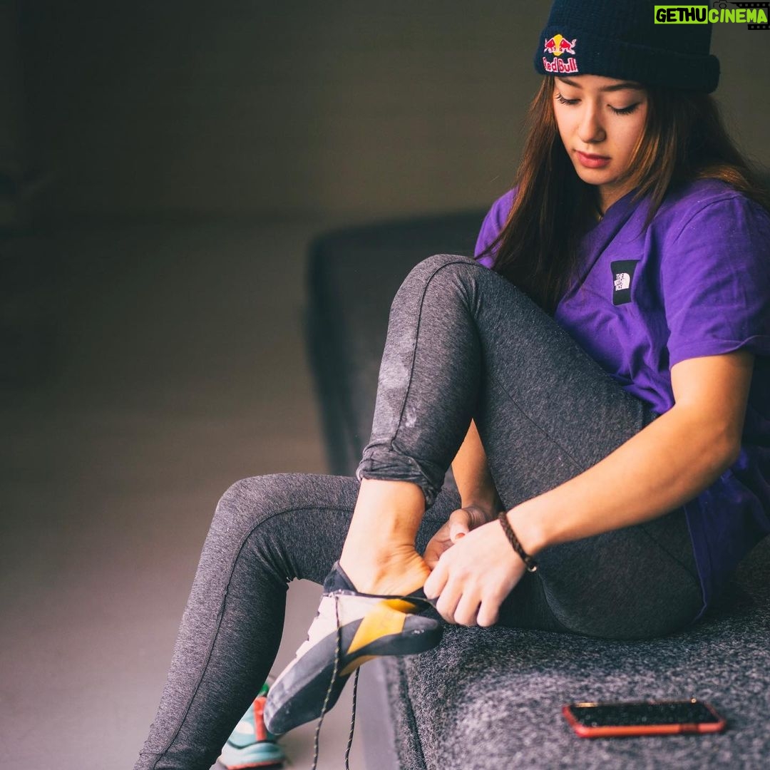 Angie Scarth-Johnson Instagram - 👉14th of May I’m heading down to Madrid to compete in the Tenaya sharma series @sharmaclimbingmadrid, I love these events!! 💫 great vibes, it’s always special reconnecting with great friends and the @tenayaclimbing fam 💜 🐸sharing our stories and love for climbing, can’t wait! See you there 🤍 📸: @chrisnataliephoto Sharma Climbing Madrid