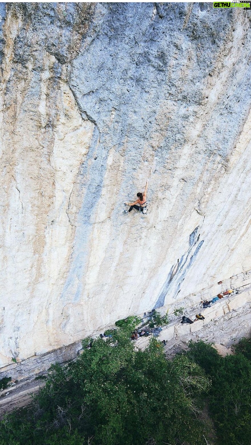 Angie Scarth-Johnson Instagram - appreciate every moment ๐ @redbullau @climbing_anchors @thenorthface_aunz @tenayaclimbing @camp1889 @mytendon @cvok9c @climbersagainstcancerofficial @climbskinspain @frictionlabs #neverstopexploring #tenayaclimbing #climbinginspain #womanclimbers #climbskin #chalkupless #newstandardinchalk #climbinganchors #tenayaathlete