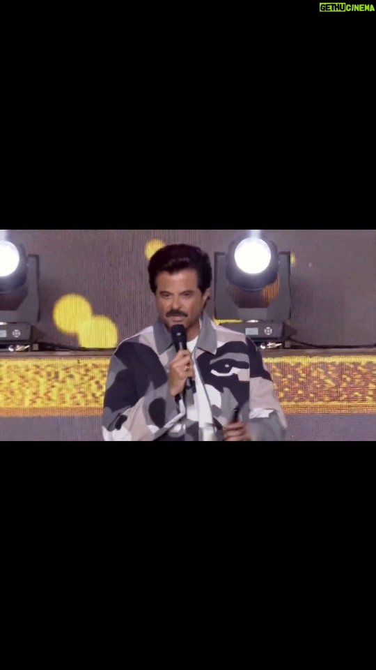 Anil Kapoor Instagram - I'm still buzzing from the energy of this phenomenal event! I could not have imagined a better blessing for our film than the love, warmth and generosity showered on us by people of Hyderabad...A special note of thanks to @urstrulymahesh for gracing this event. His star burns so bright, it lit up the entire arena! Sending a prayer of thanks to the late Bapu saab for introducing me to the incredible world of Tollywood and directing me in my first ever Telugu film 🙏 Here's hoping my bond with Hyderabad grows only deeper with #Animal! @venkateshdaggubati @sandeepreddy.vanga @tseries.official