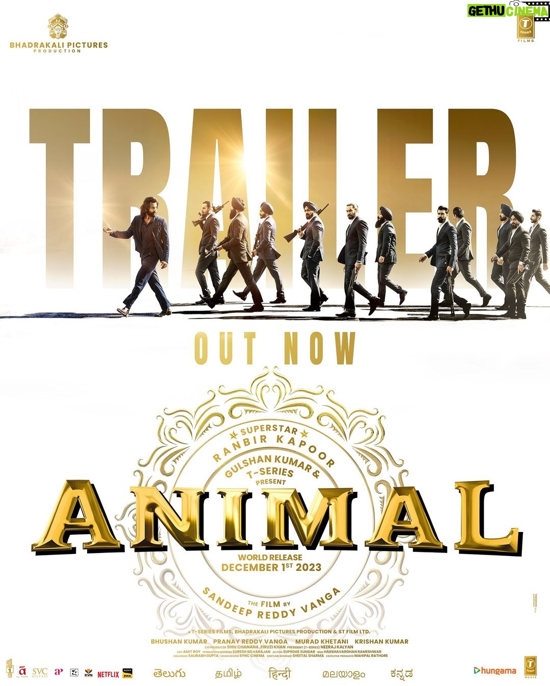 Anil Kapoor Instagram - Hoping that Bhushan Kumar, Sandeep, Ranbir, Bobby, Rashmika, and the entire team can live up to the greatness of all the father-son films ever made in our country. πππππ Take a look! #AnimalTrailer #AnimalOn1stDec #AnimalTheFilm #AnimalTrailerOutNow @animalthefilm #RanbirKapoor @rashmika_mandanna @iambobbydeol @sandeepreddy.vanga #BhushanKumar